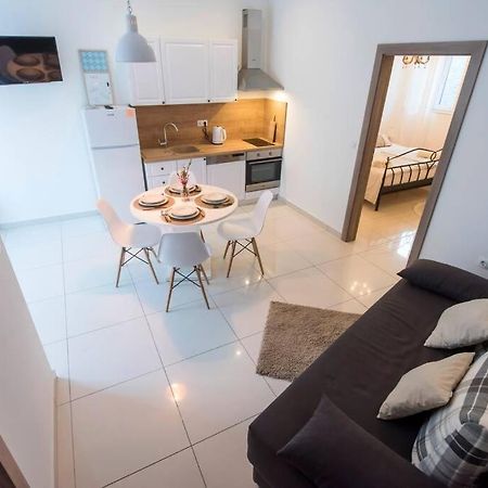 Apartman M&S 1 Kali, Otok Ugljan Appartement Buitenkant foto