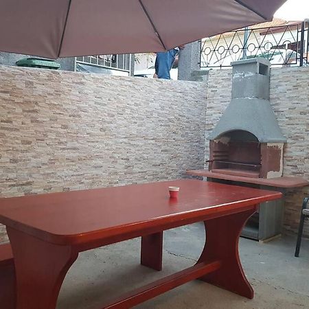 Apartman M&S 1 Kali, Otok Ugljan Appartement Buitenkant foto