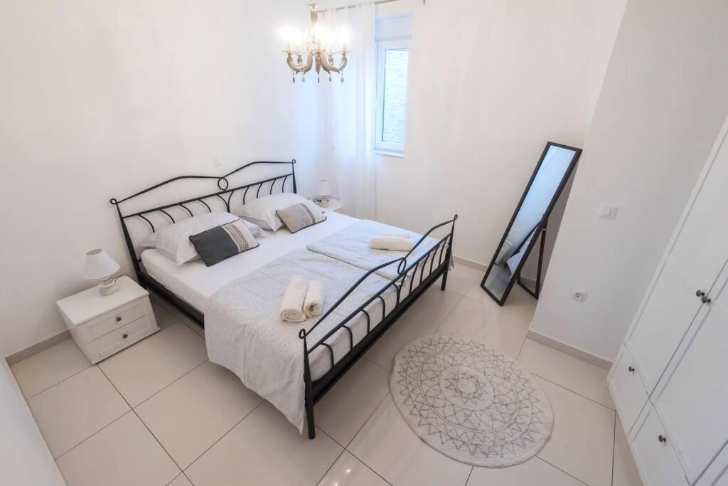 Apartman M&S 1 Kali, Otok Ugljan Appartement Buitenkant foto